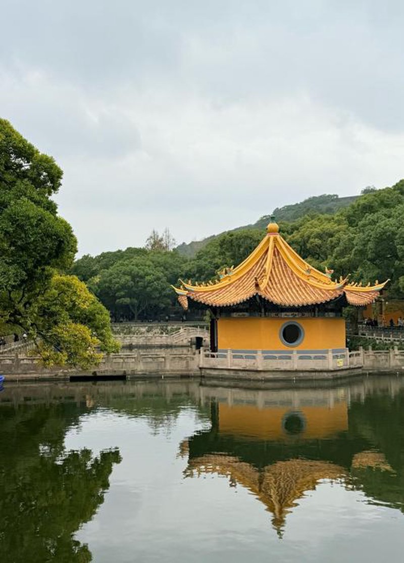 普陀山旅游攻略：体验佛教圣地的独特魅力